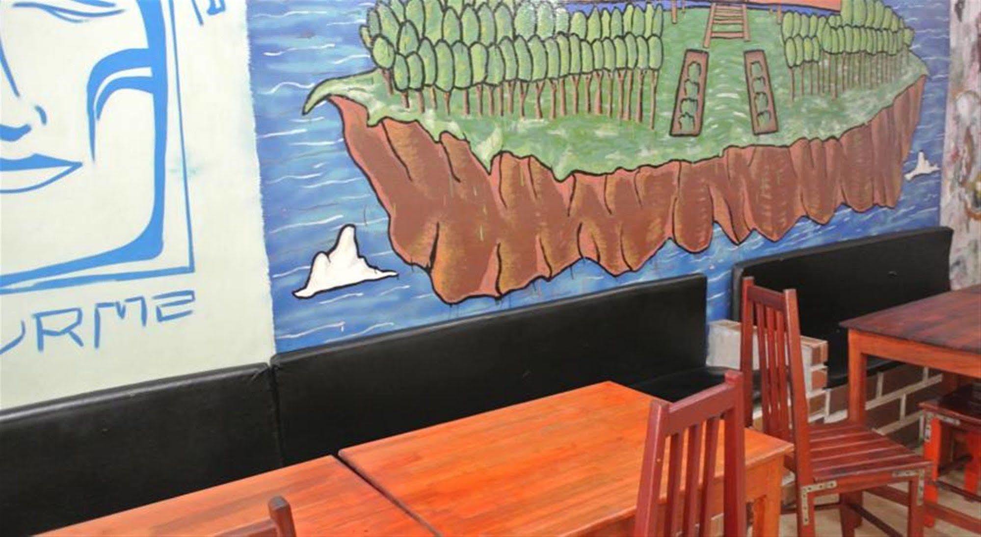Vientiane Backpackers Hostel Exterior photo